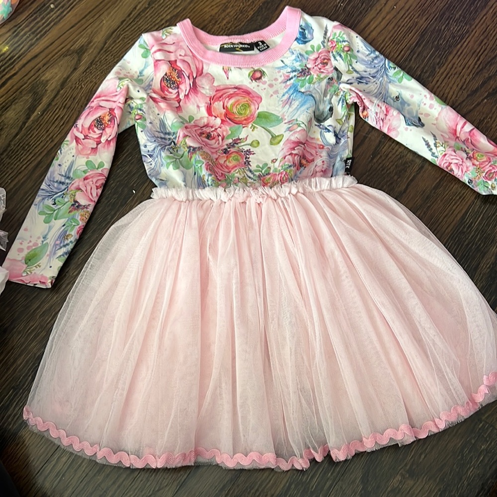 Soft tulle bottom dress